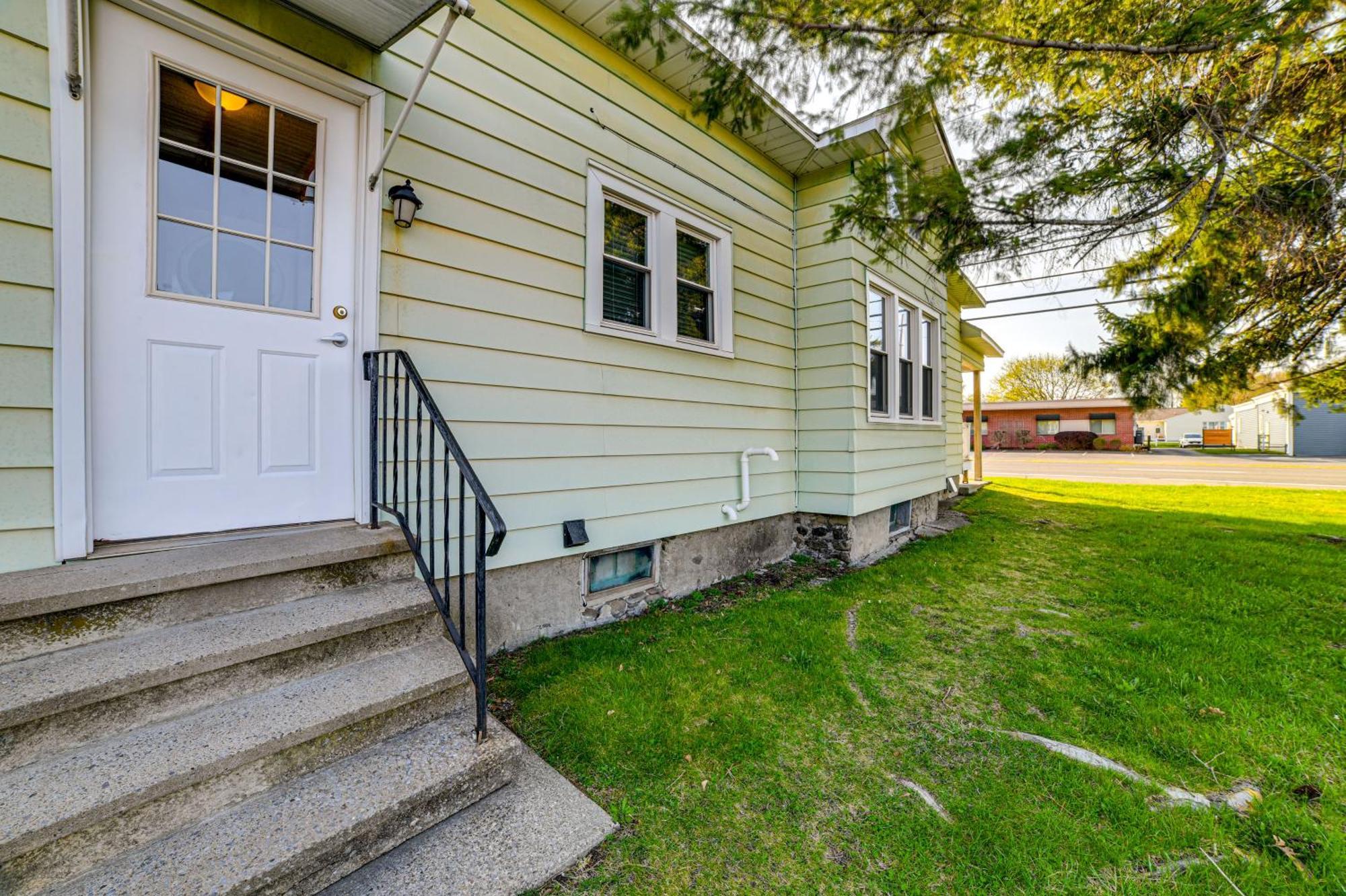Less Than 2 Mi To Suny Cortland Unit With Private Parking Bagian luar foto